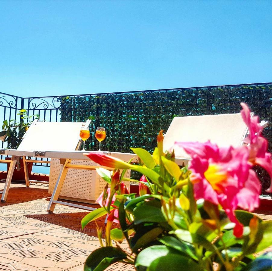 Casa Alessandra - De Vivo Realty بوسيتانو المظهر الخارجي الصورة